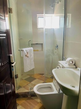 beniks courtyard hotel