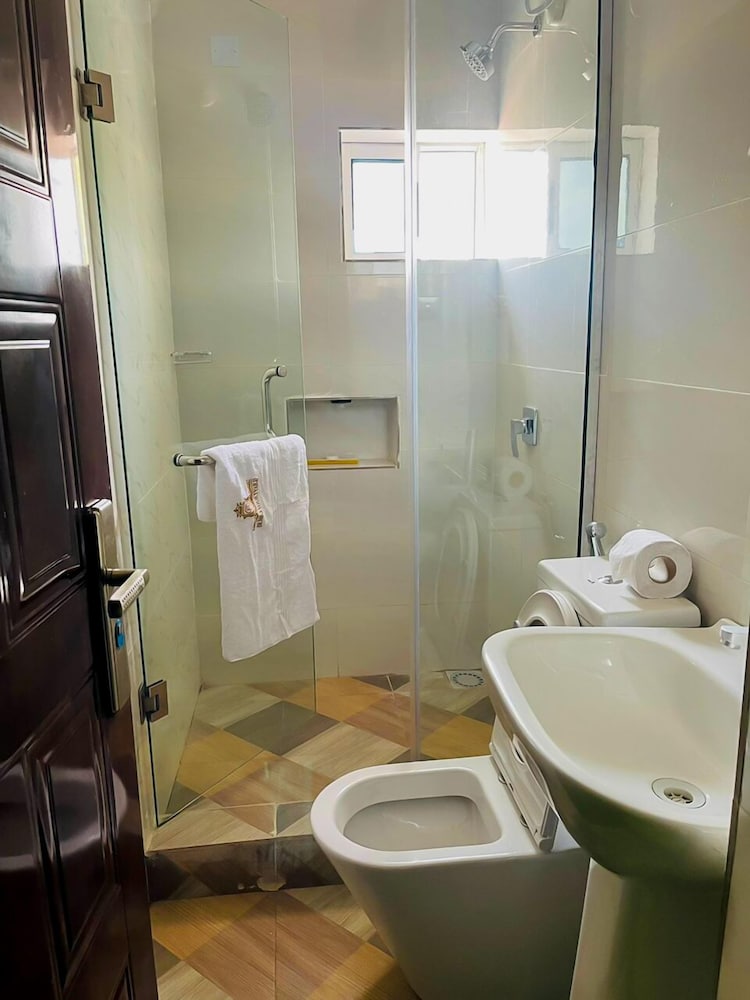 beniks courtyard hotel