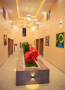 beniks courtyard hotel