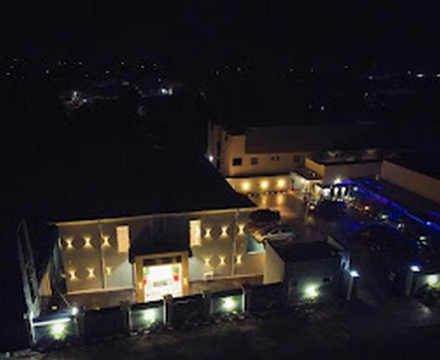 beniks courtyard hotel