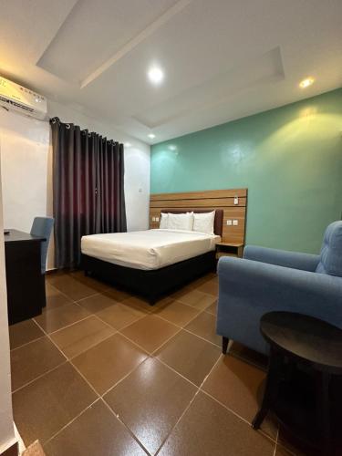 beniks courtyard hotel