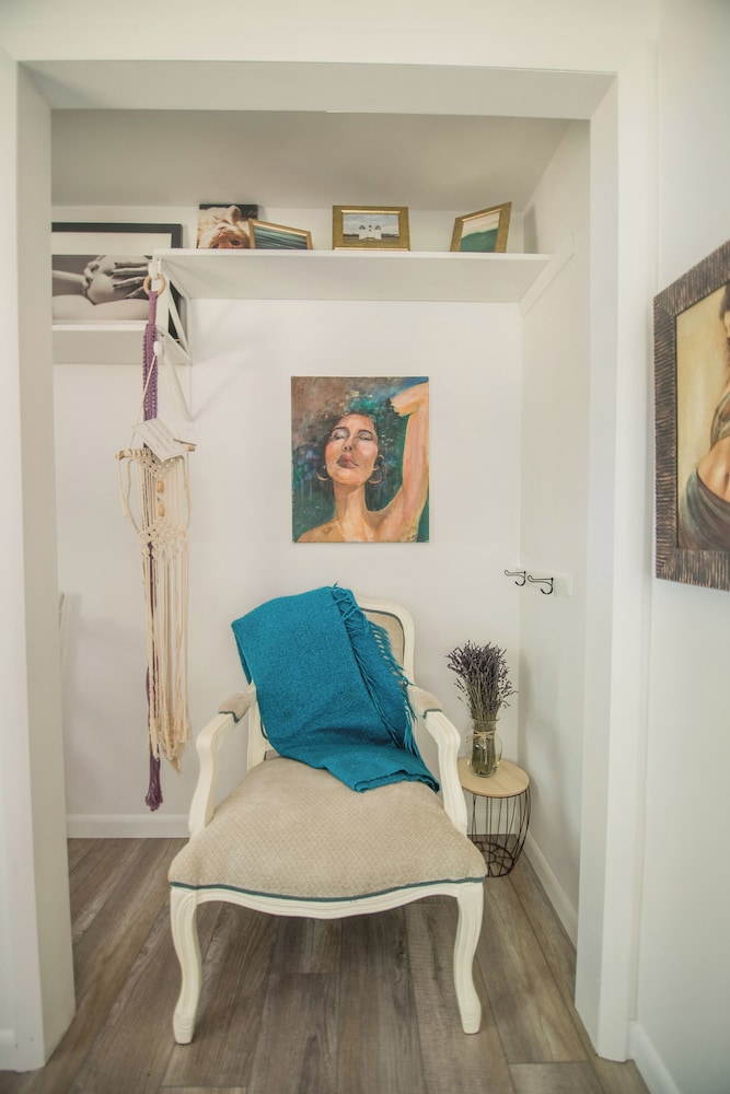 the flat by wanderlust abodes