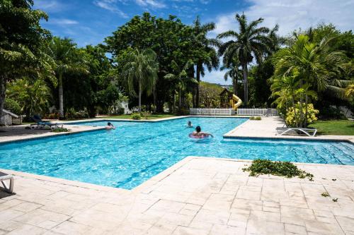 luxury apartments and rooms the lagoons