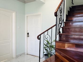 luxury apartments and rooms the lagoons