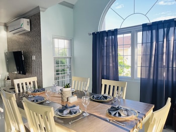 luxury apartments and rooms the lagoons