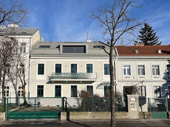 sissi west
