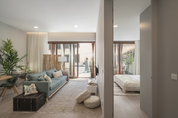 in the city centre cine park residence i