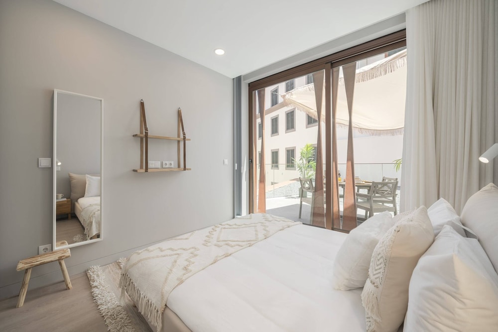 in the city centre cine park residence i