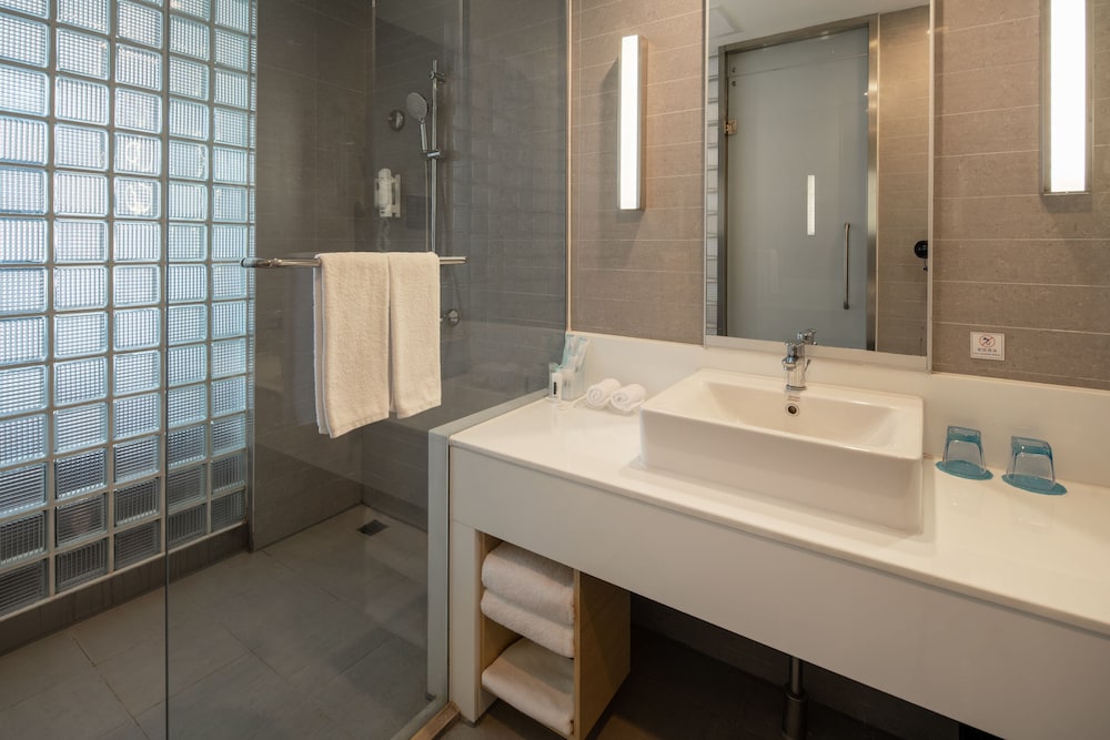 holiday inn express luoyang city center by ihg