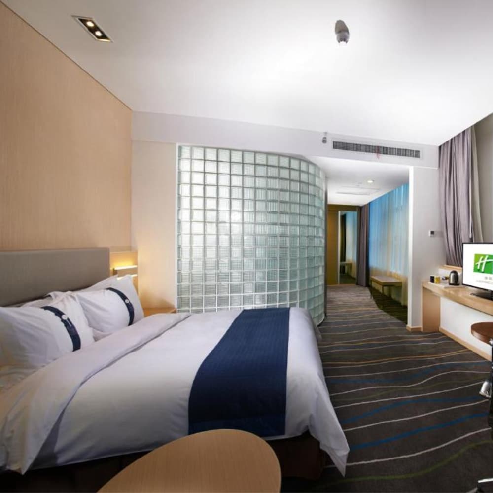 holiday inn express luoyang city center by ihg