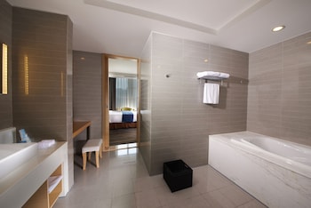Holiday Inn Express Luoyang City Center By Ihg,Henan>>Luoyang,4 star
