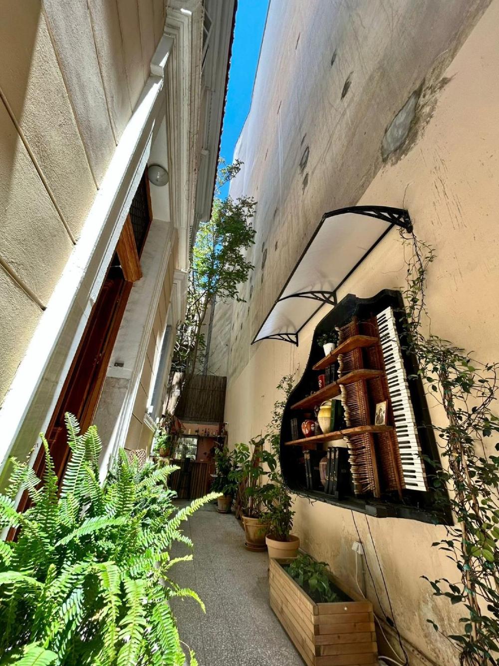 athens