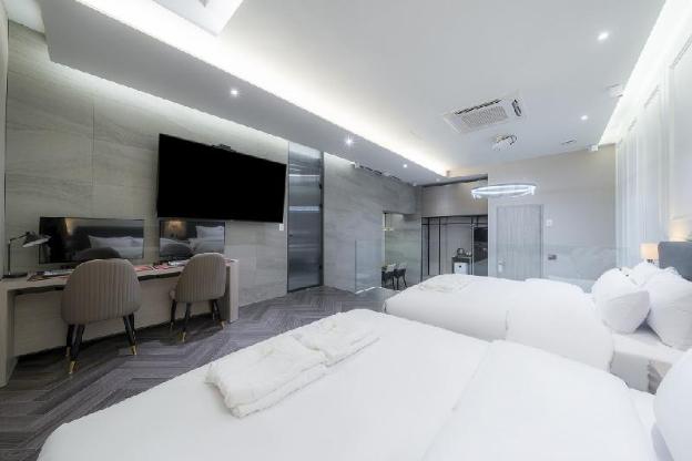 the groove gunsan hotel