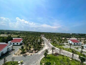 hodota cam binh resort and spa lagi beach
