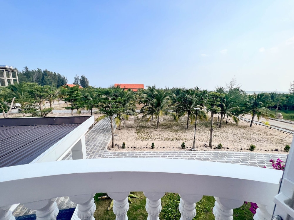 hodota cam binh resort and spa lagi beach