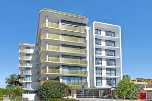 surfers paradise