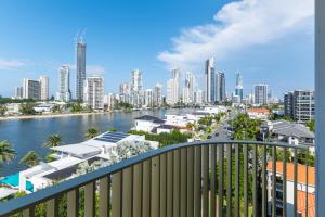surfers paradise