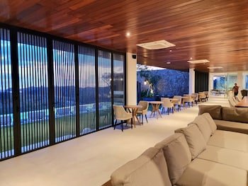 truntum boutique mandalika