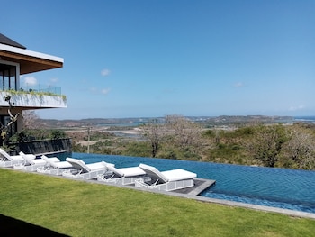 truntum boutique mandalika