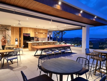 truntum boutique mandalika