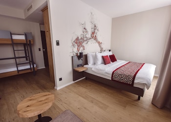 hotel libertas elements pure