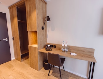 hotel libertas elements pure