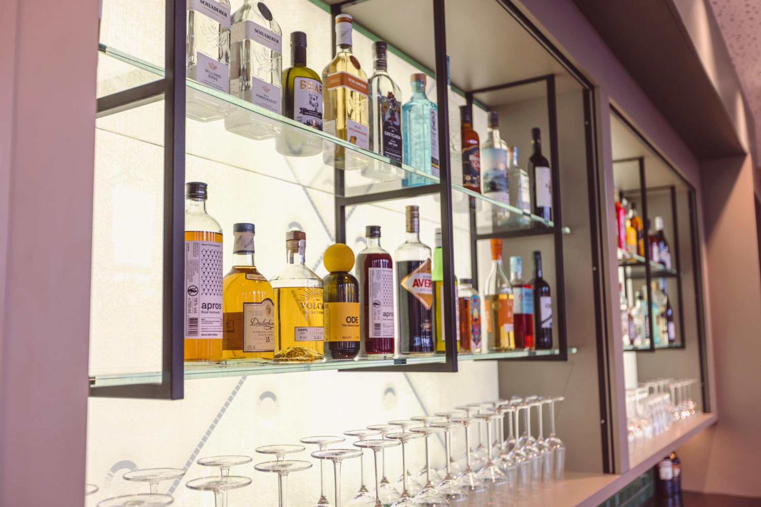 hotel libertas elements pure