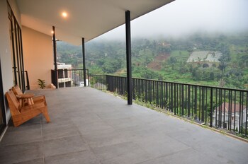 greenhill mountain view villa 8 br with heated private pool