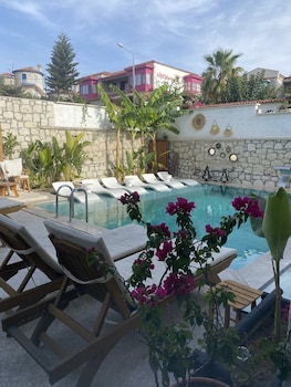 chloe hotel alacati