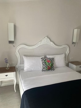 chloe hotel alacati
