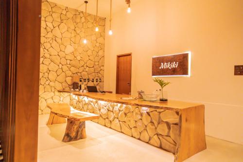 mikiki lifestyle hotel