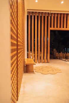 mikiki lifestyle hotel