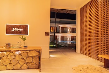 mikiki lifestyle hotel