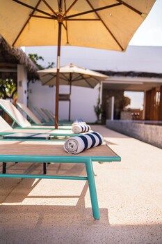 mikiki lifestyle hotel