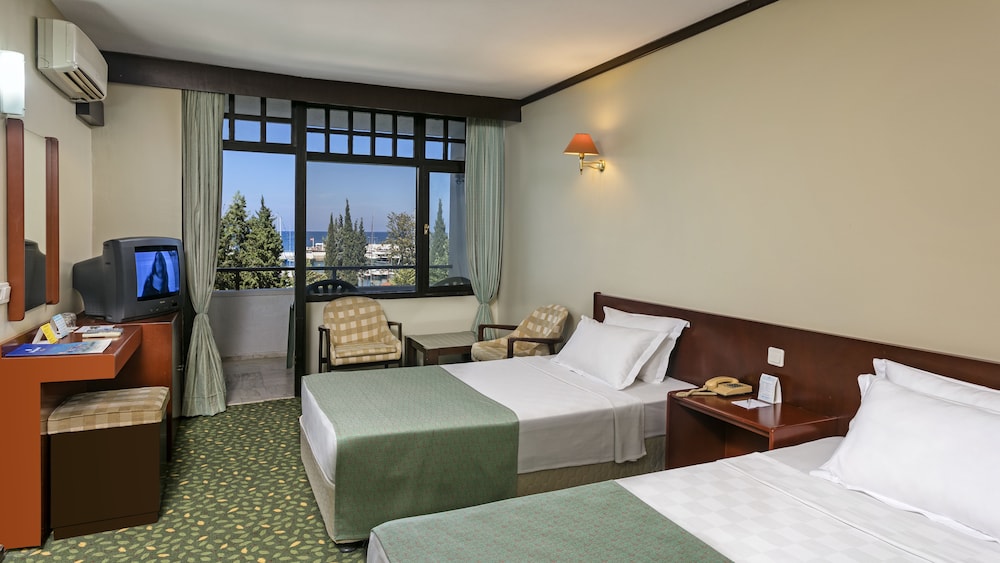 ozkaymak marina hotel all inclusive