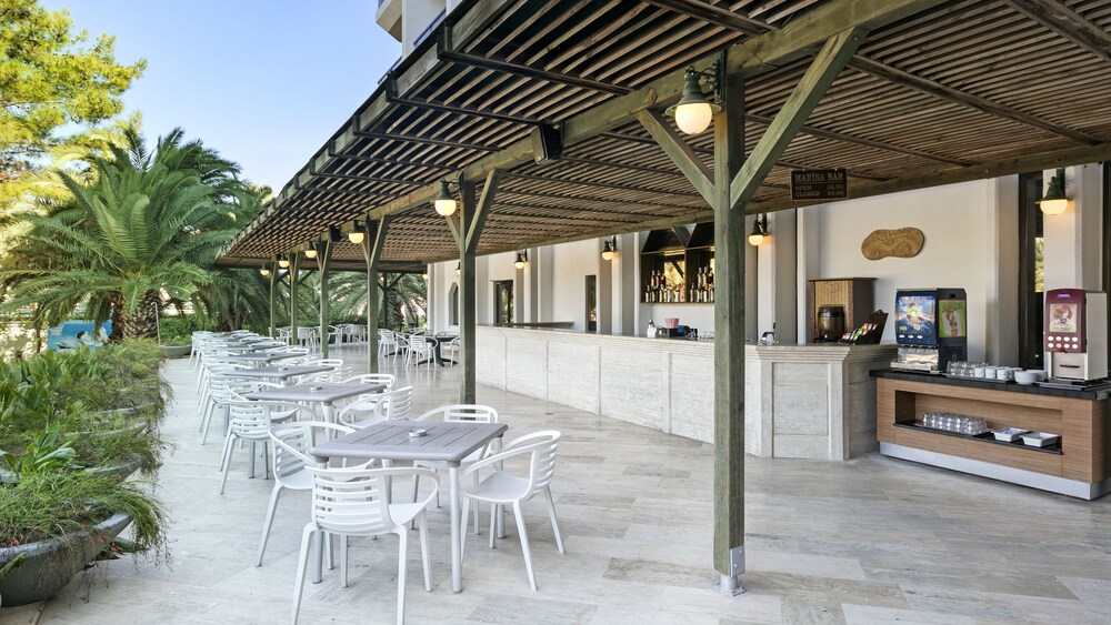 ozkaymak marina hotel all inclusive