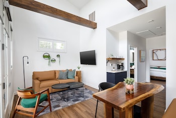 the station by compo hotels