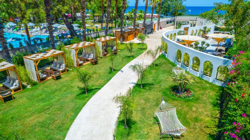 rose garden premium hotel