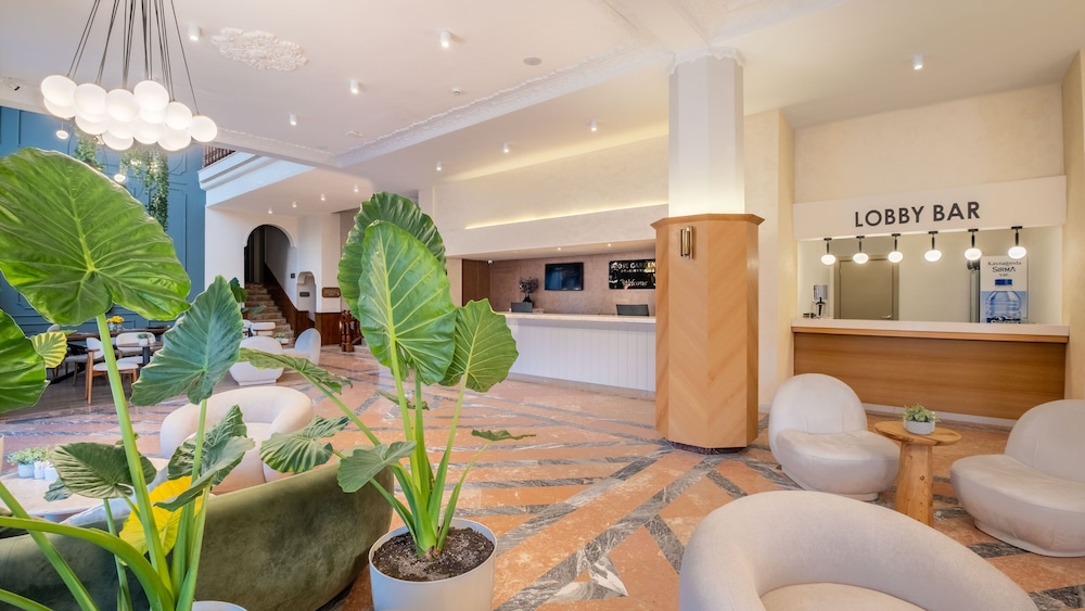 rose garden premium hotel