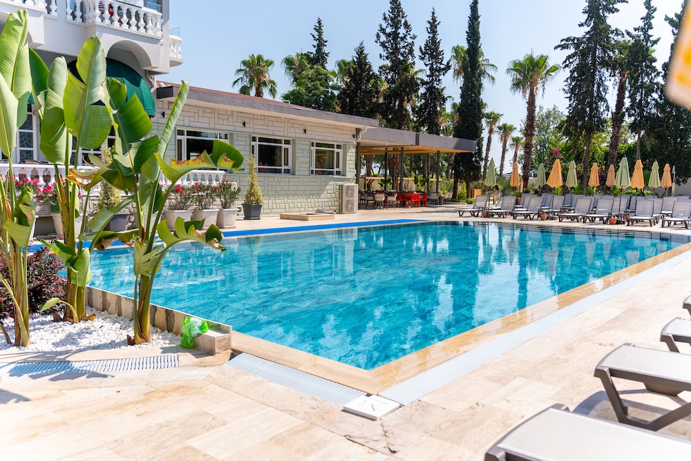 rose garden premium hotel