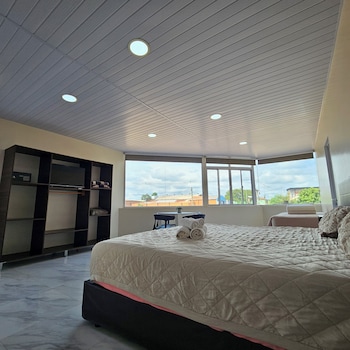 mensu grand hotel