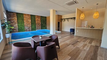 mensu grand hotel
