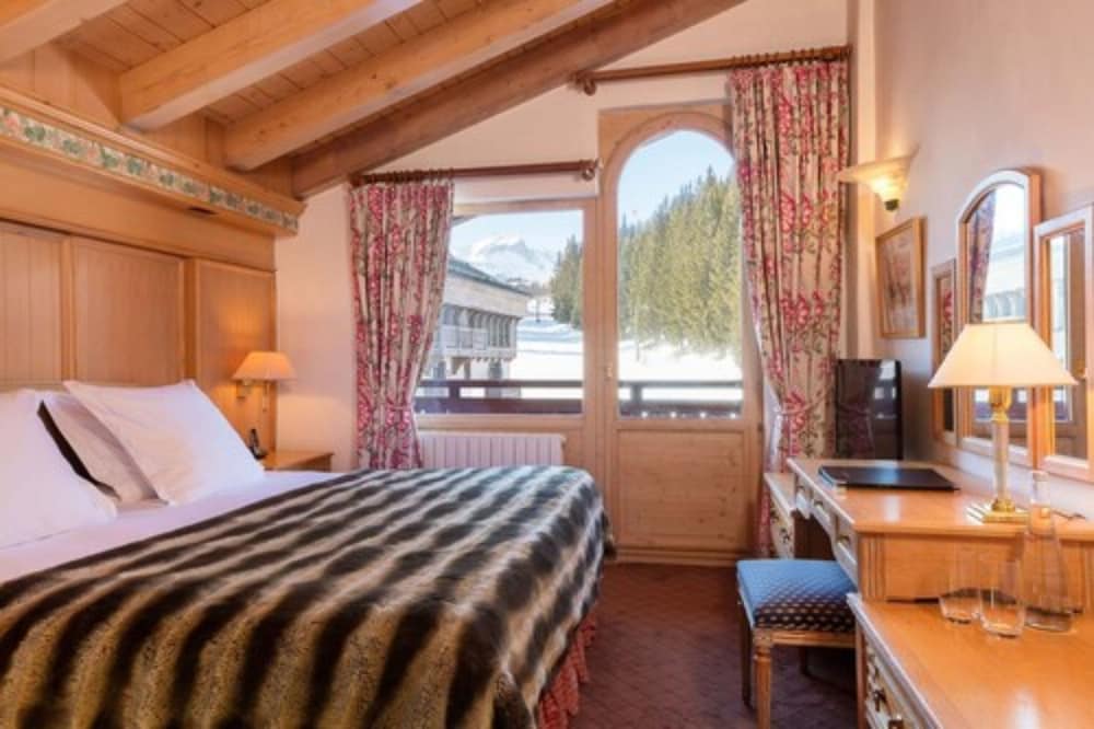 hotel carlina courchevel
