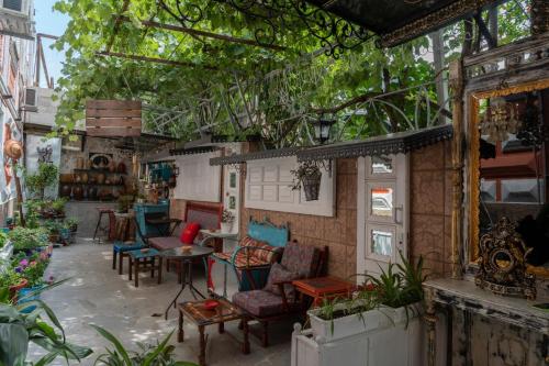 elia boutique hostel