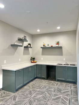 the residency suites