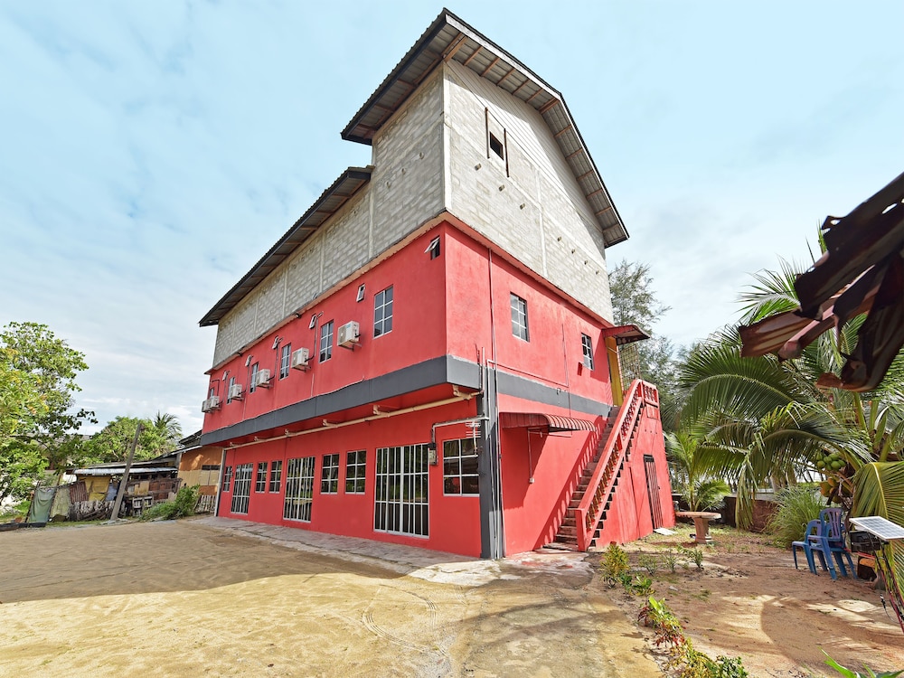 oyo 90664 rabi hotel