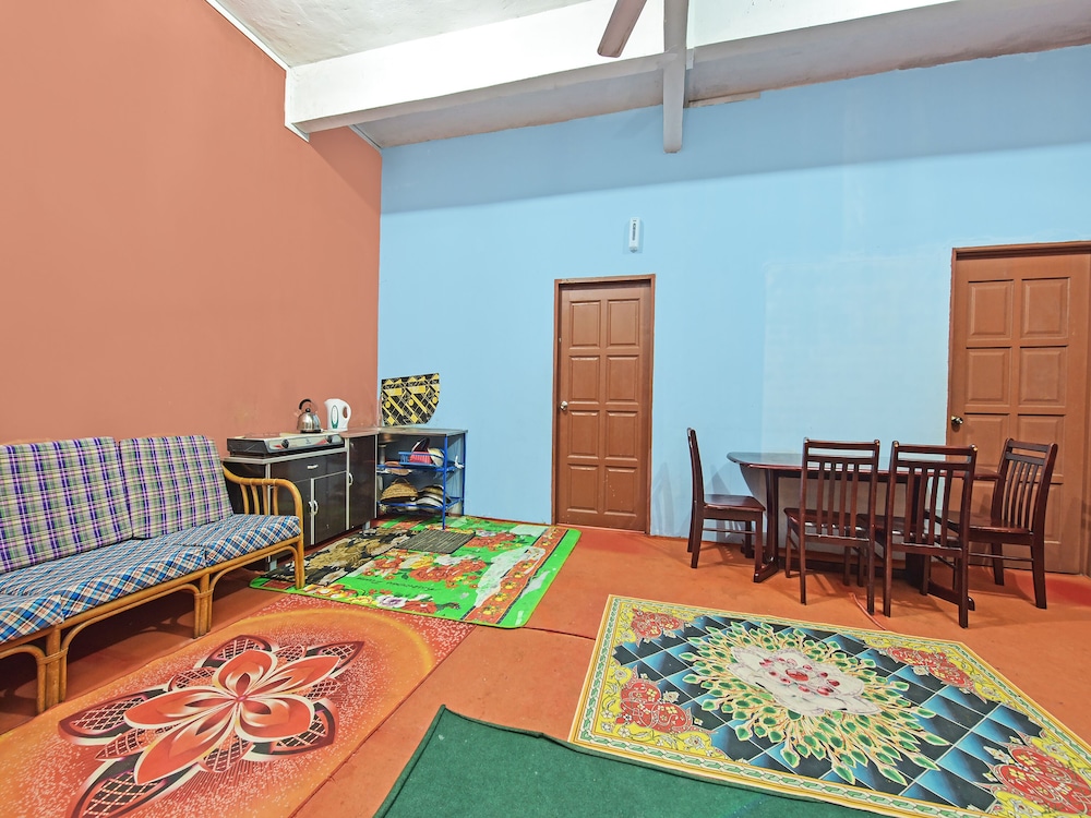 oyo 90664 rabi hotel