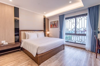 reyna luxury hotel