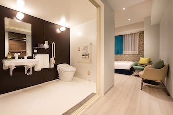 karaksa hotel colors tokyo yaesu