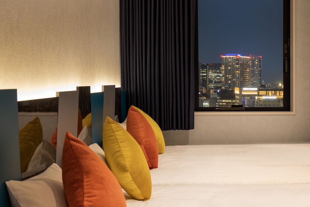 karaksa hotel colors tokyo yaesu